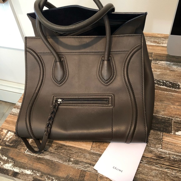 Celine Handbags - Celine Phantom tote bag